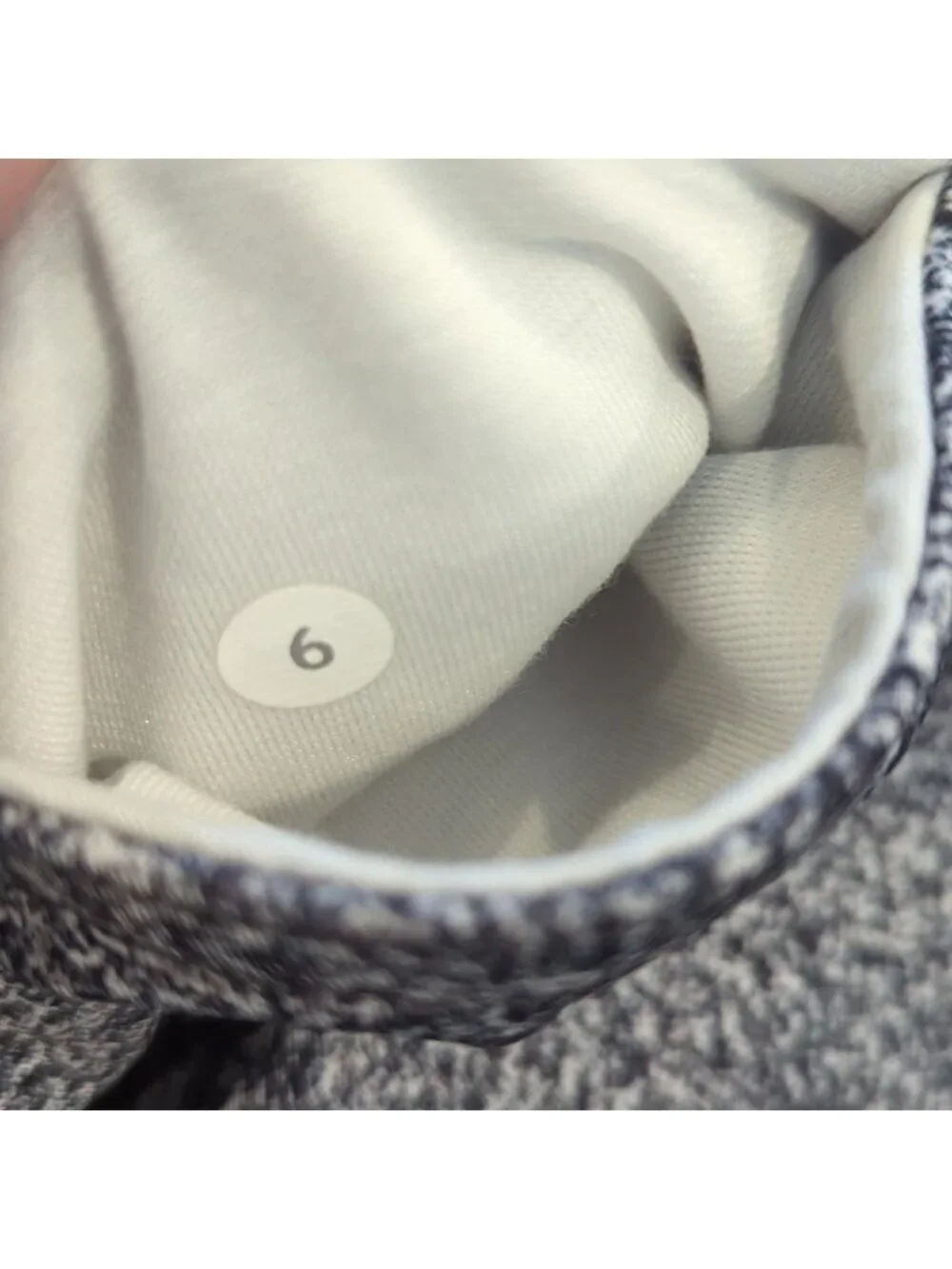 Lululemon Wunder Under Crop III Rio Mist White Black like new